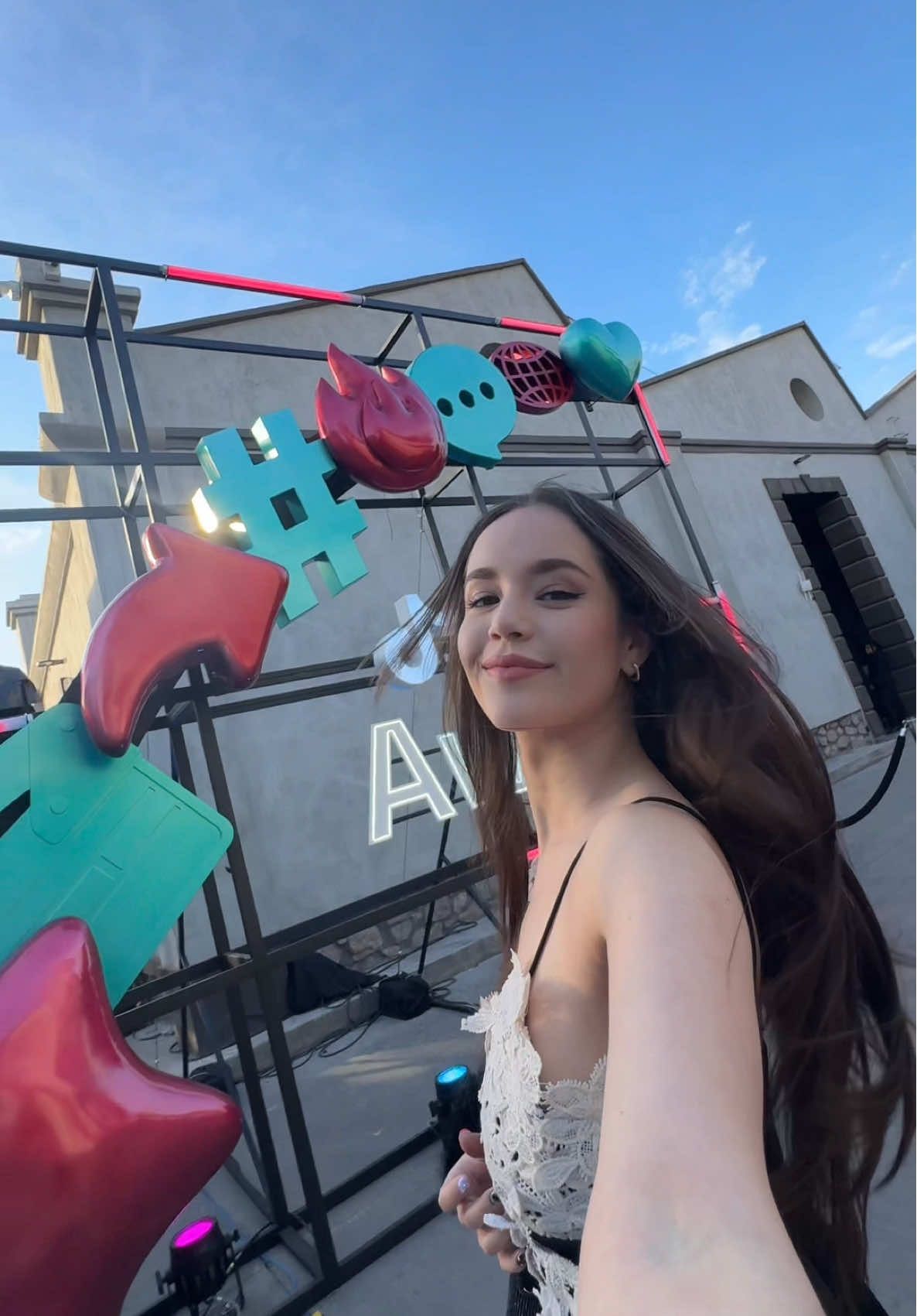 @Sara&iacute; Meza