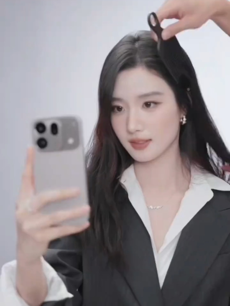 @Ở đây có Lư Dục Hiểu