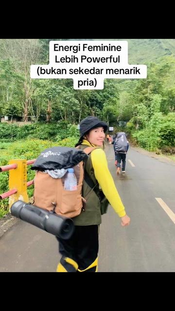 @wanitaberkelascom