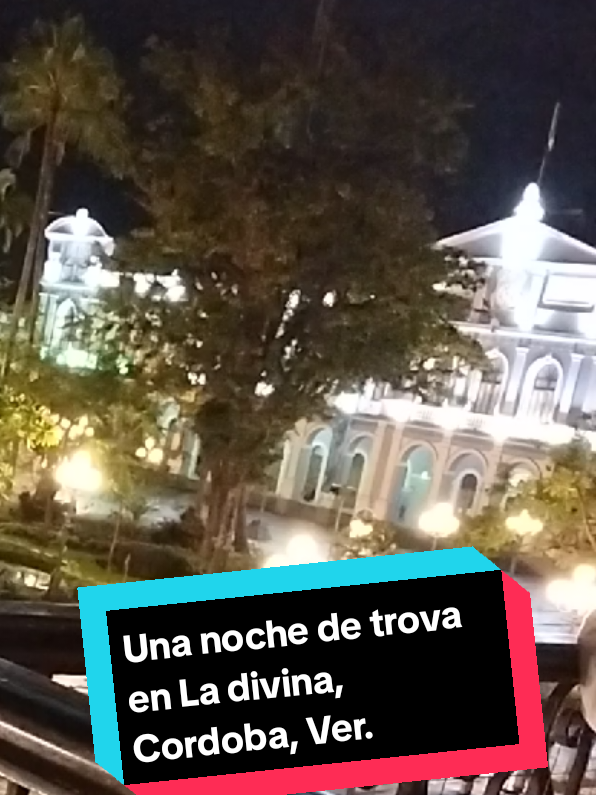 @crysslunacastro MANOAMIGA