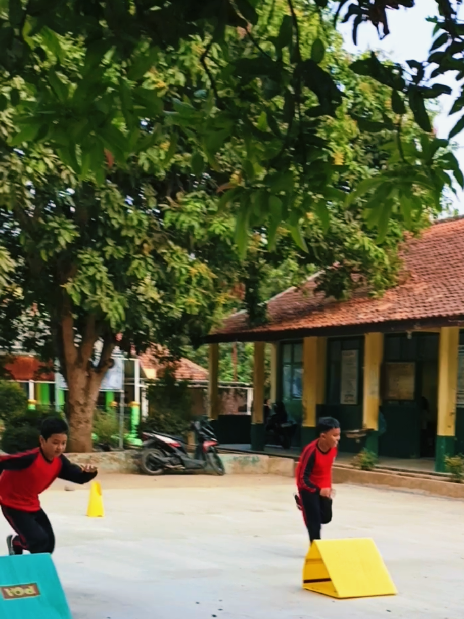 @GURU PJOK 👨🏫