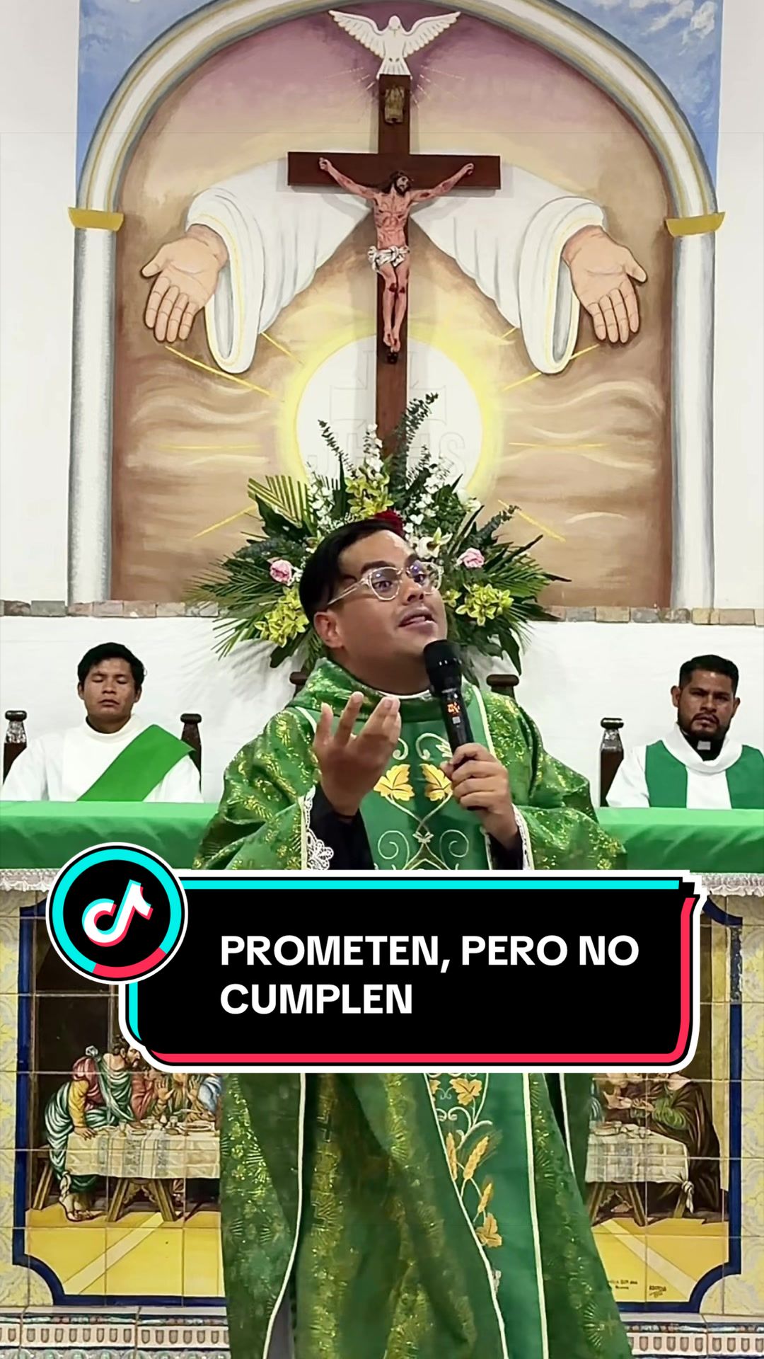 @Padre Arcangel Casique