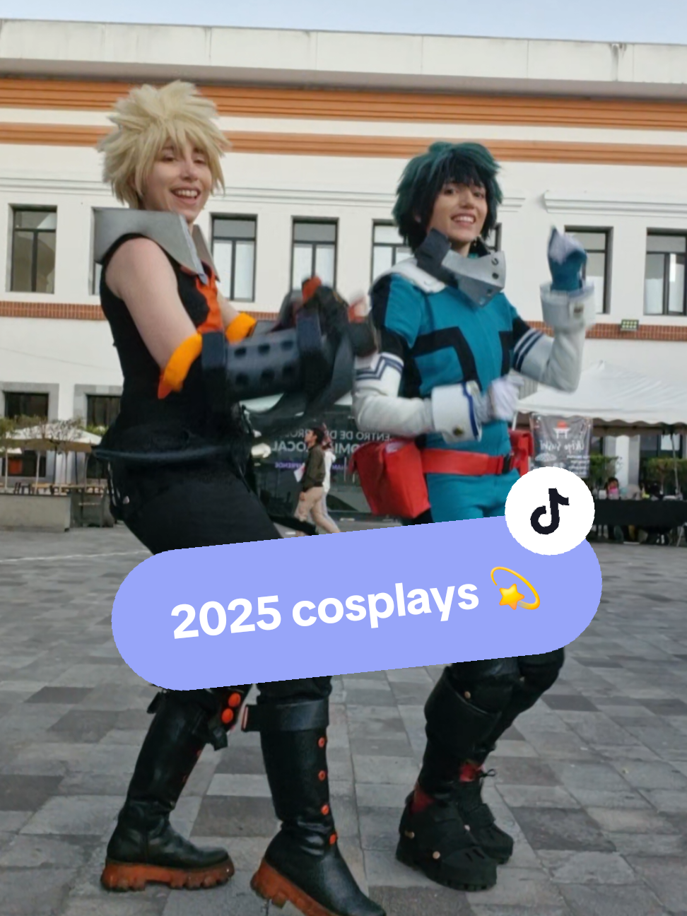 @YoungFrikiCosplay