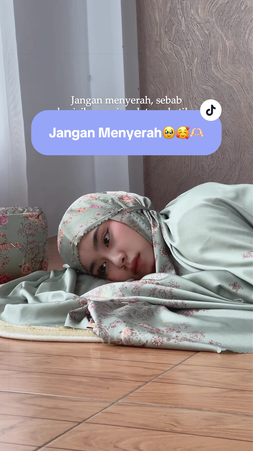 @Alluna