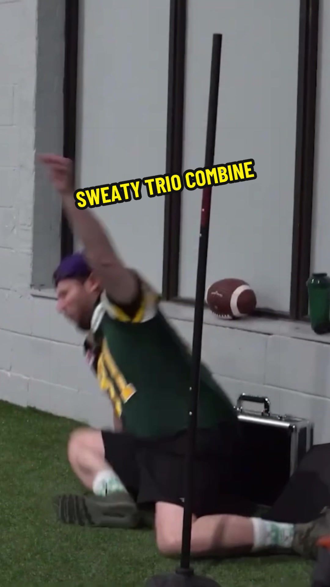 @sweatytriopod