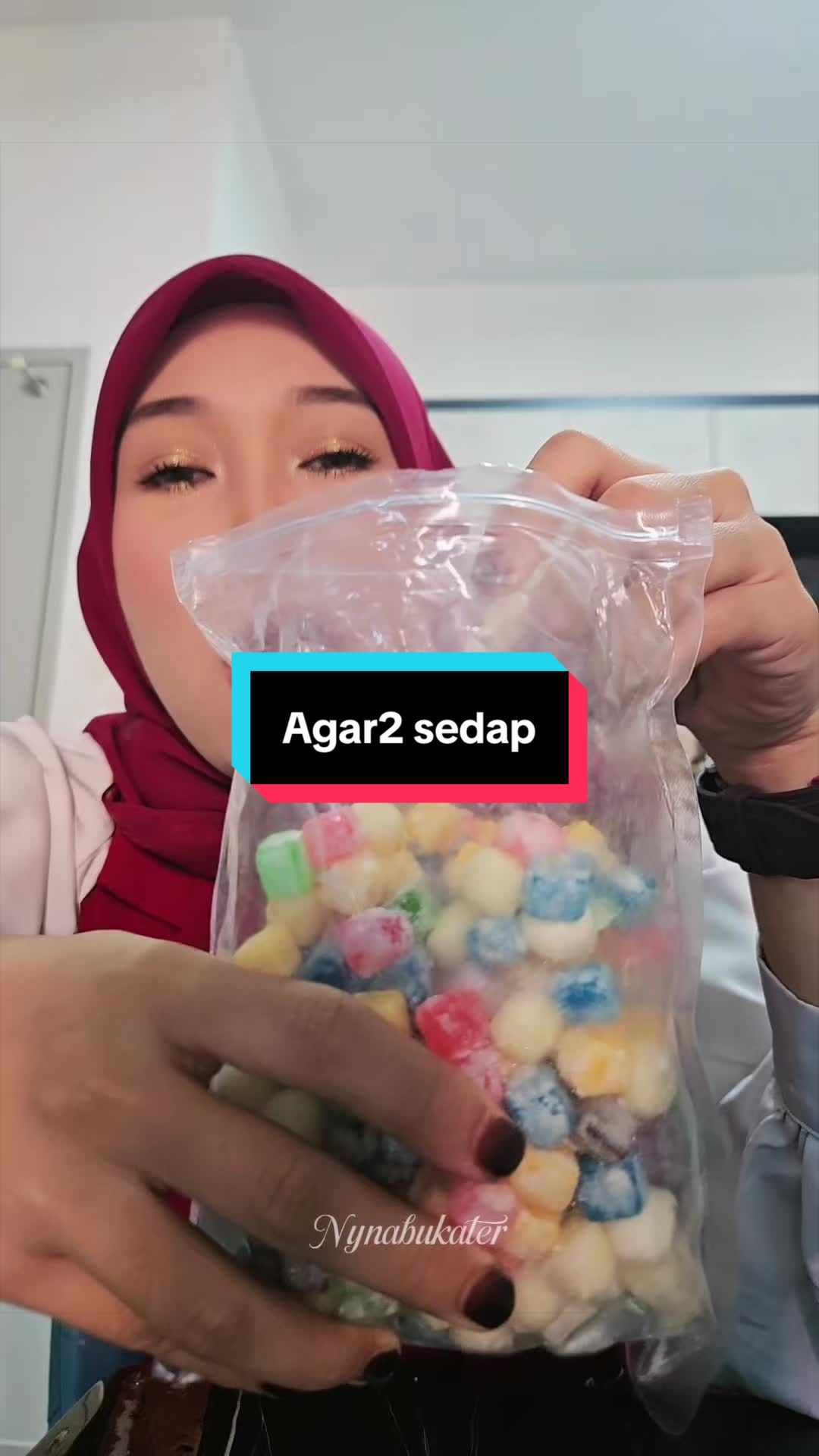 @Nynabukater