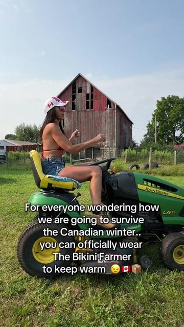 @Leone_The Bikini Farmer