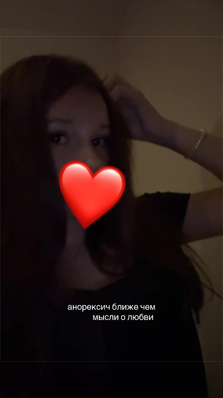 @vikkyqsqw