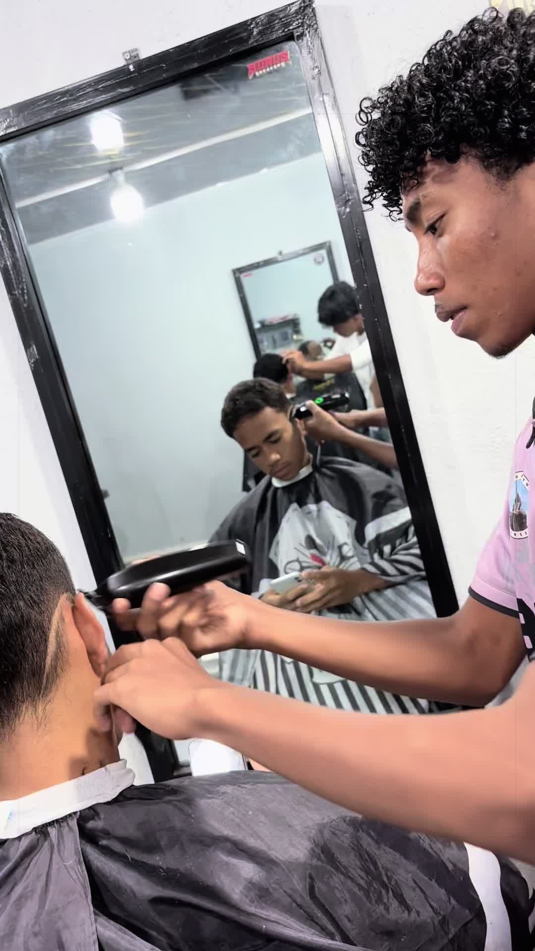@Puru BarberShop