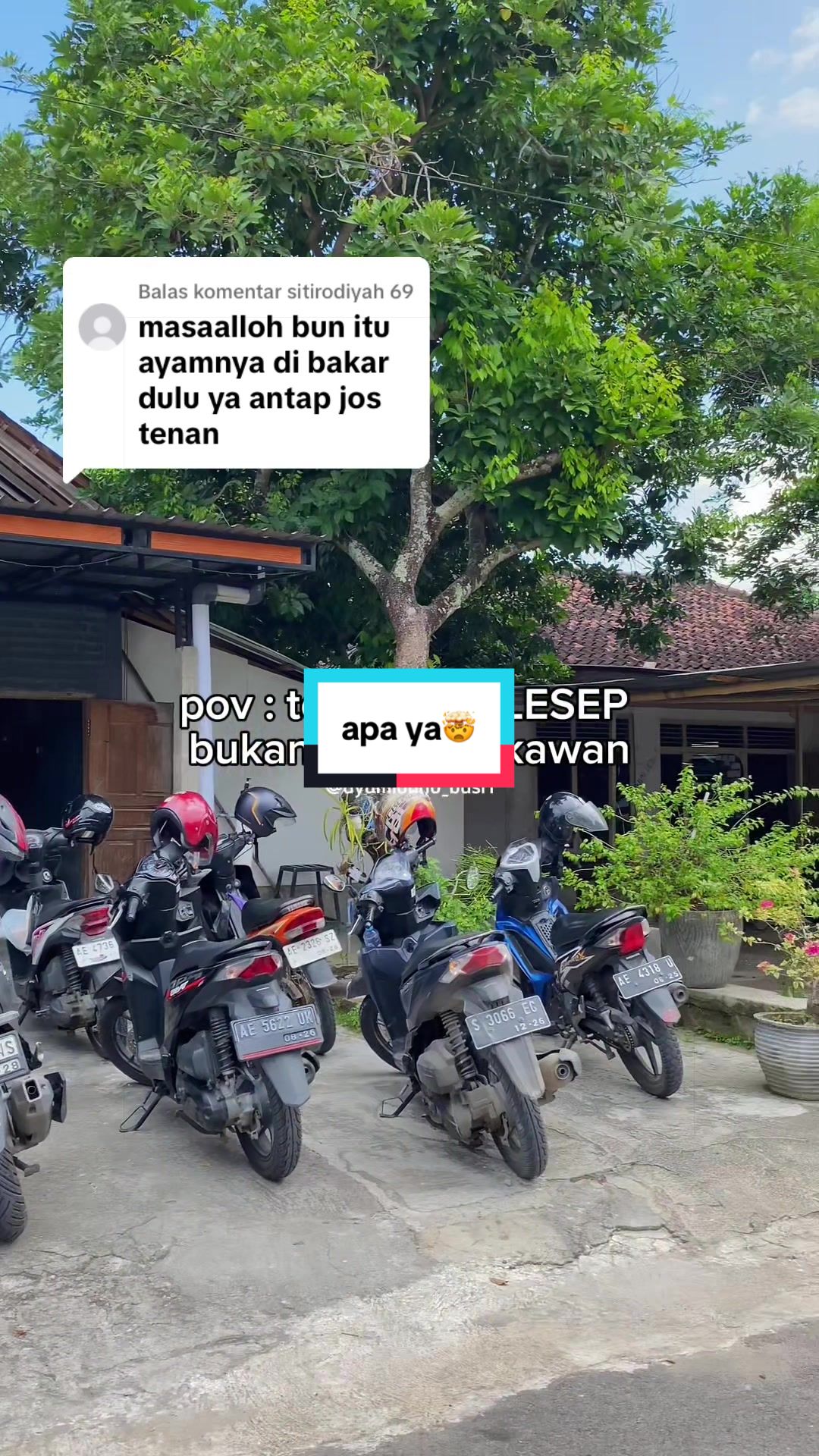 @Ayam Lodho Bu Sri