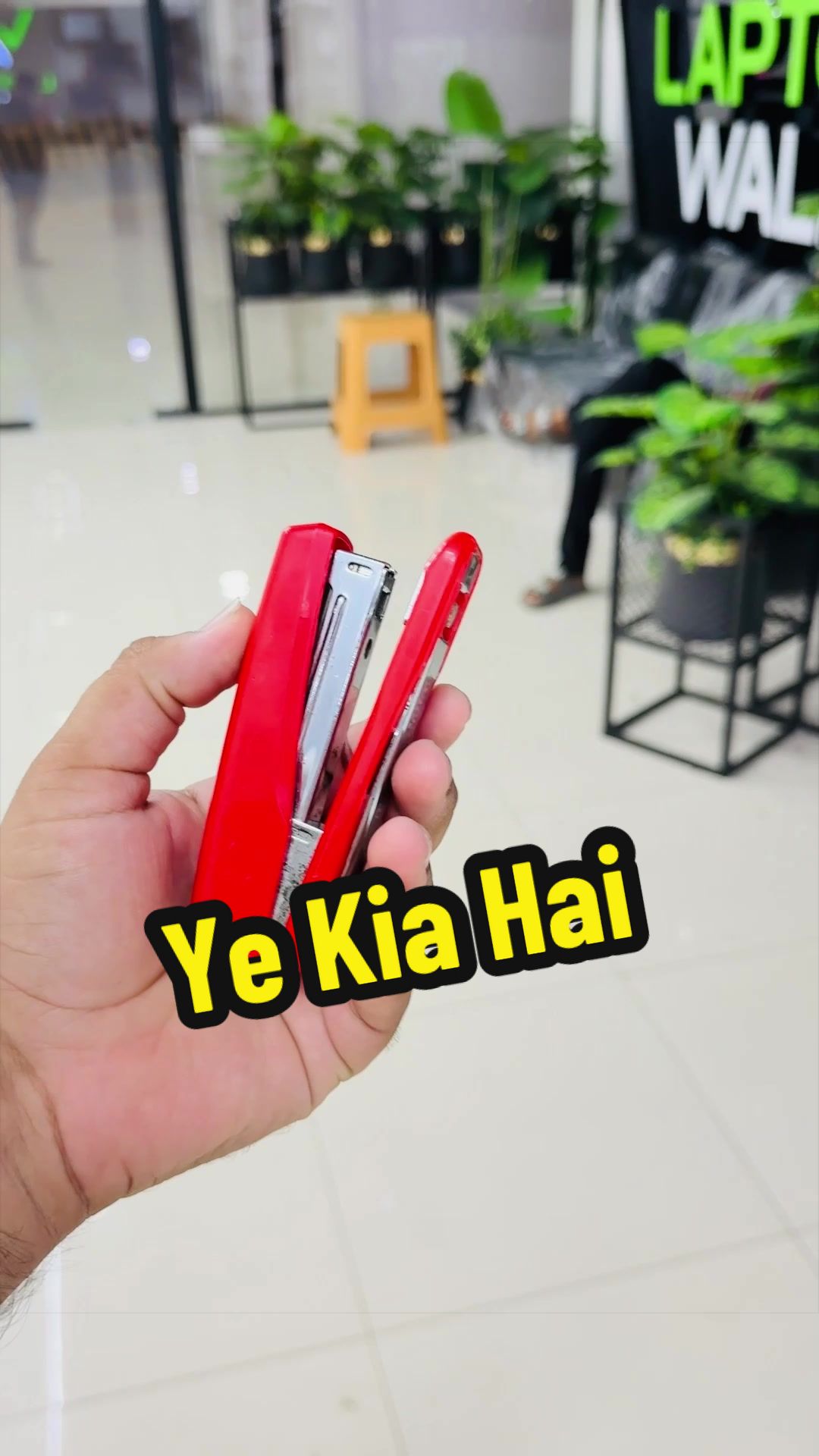 @Laptop Wale💻
