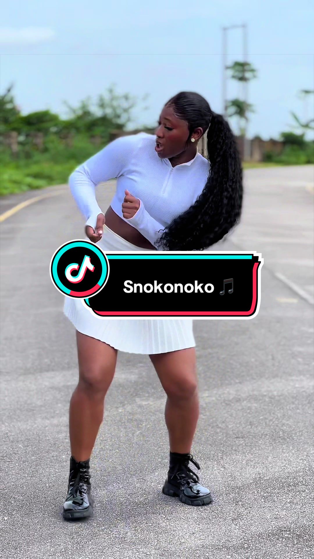 @E_VA vibes ❤️🔥🤍🖤