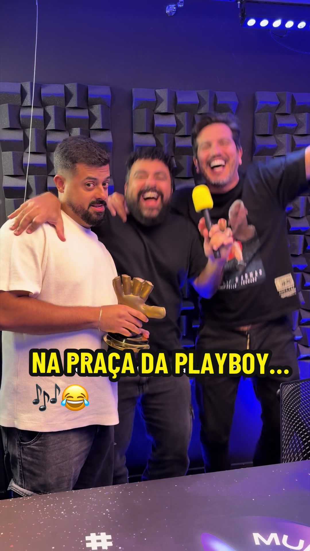 @Xandi Barros