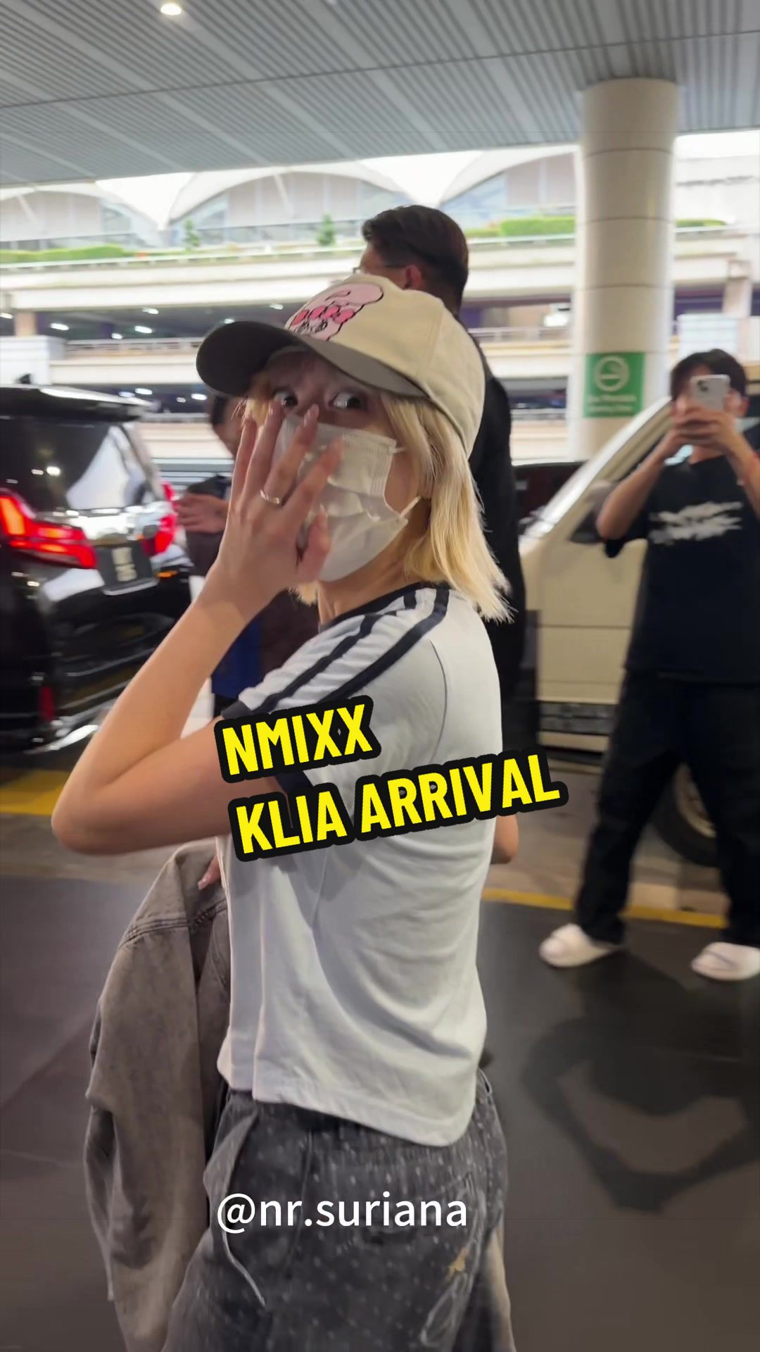 @AINA’s HERE 😉