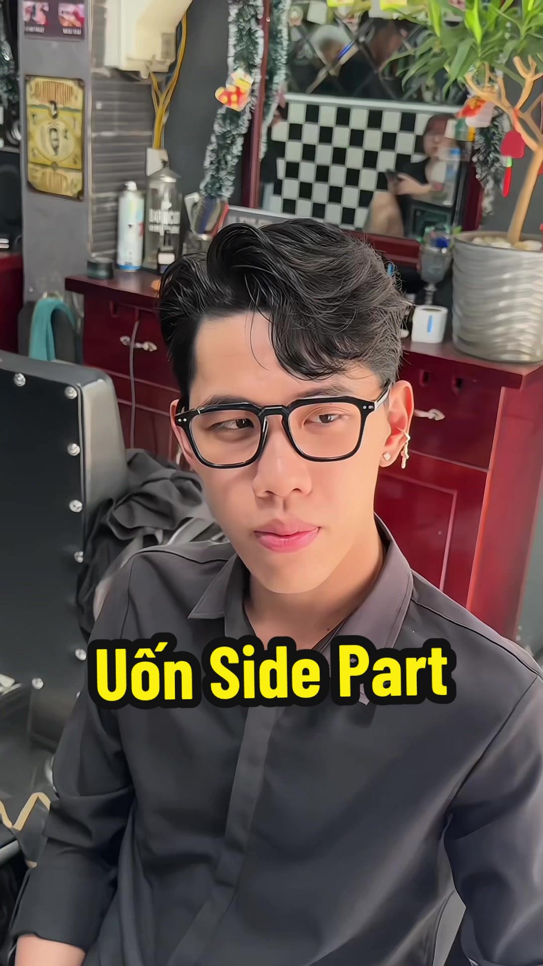 @Tấn T&oacute;c Nam