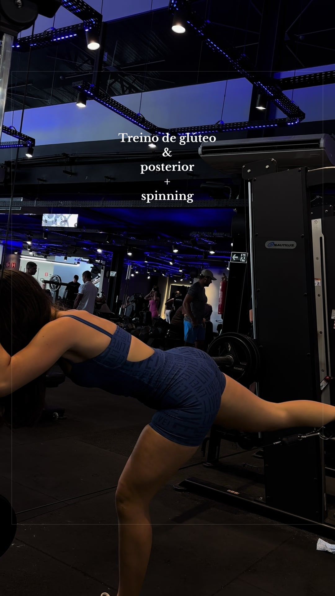 @LARACOSTAAB_