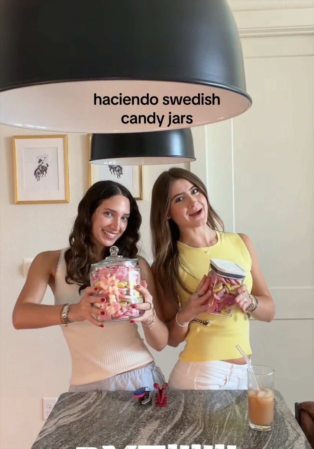@marianneustariz