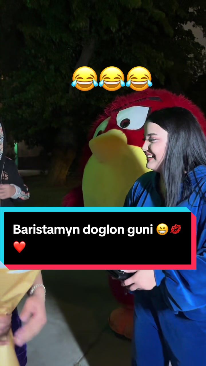 @MÄHRI VINES🖤🤚