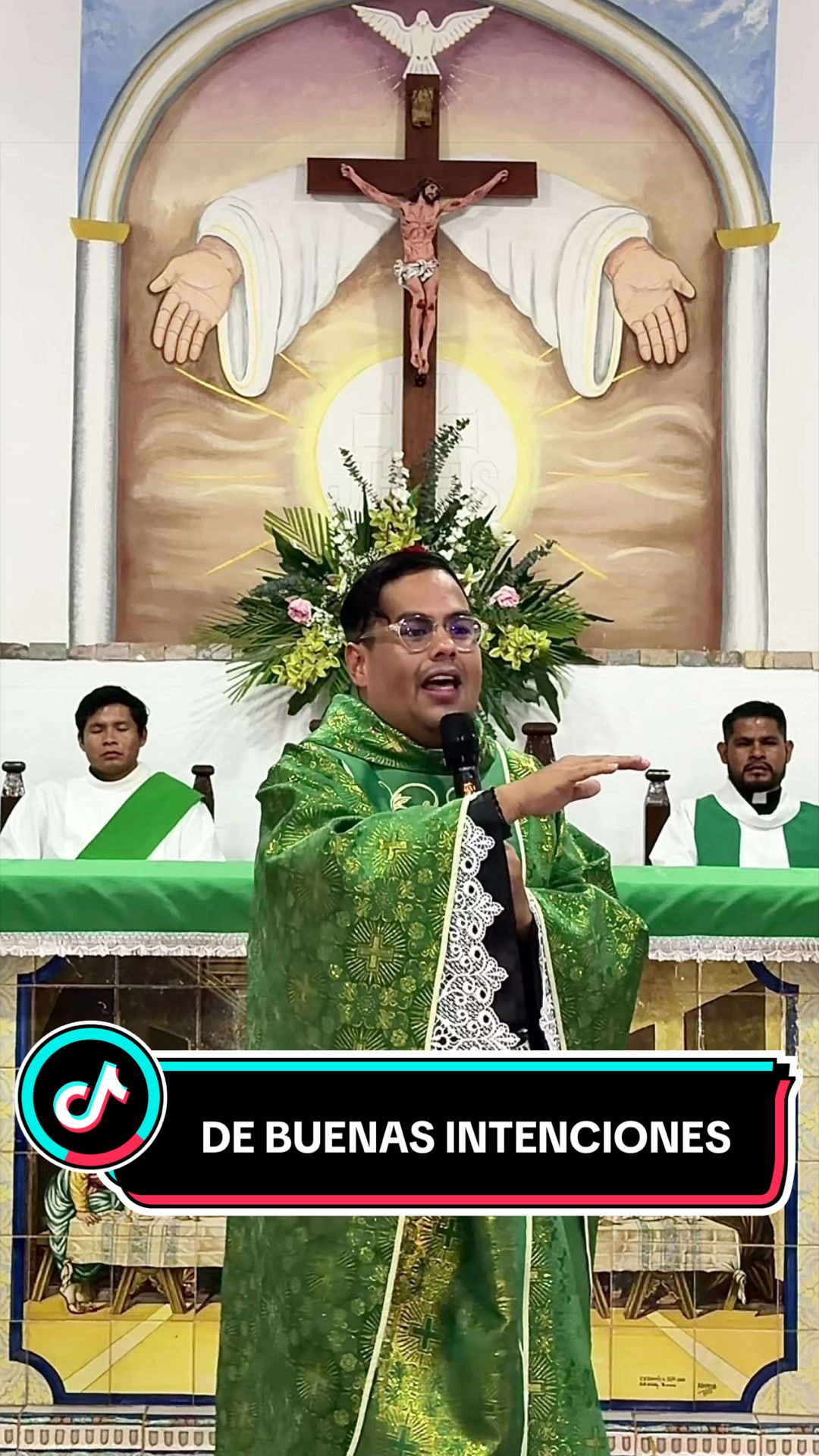 @Padre Arcangel Casique