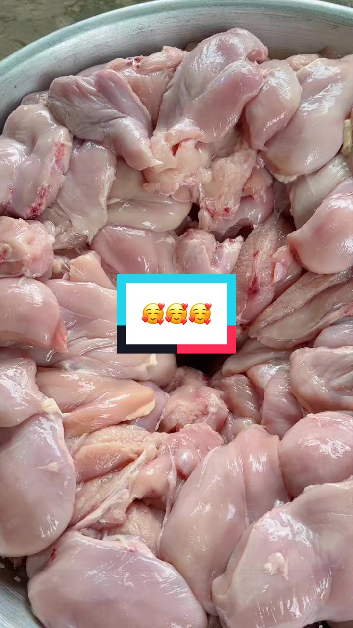 @သန့်သန့်လေးစားသောက်ကုန် 6591