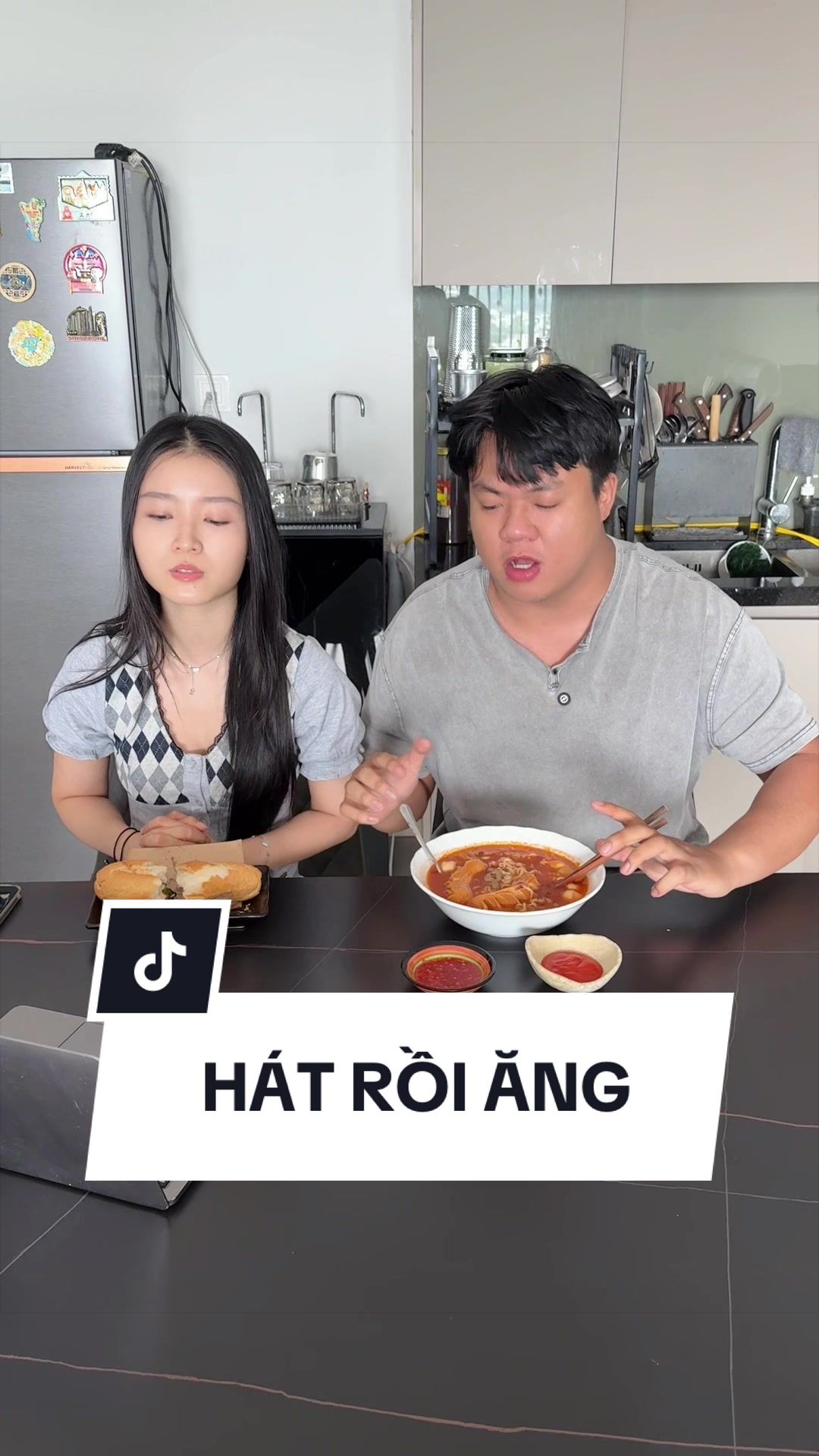@Tường Hồng Phú