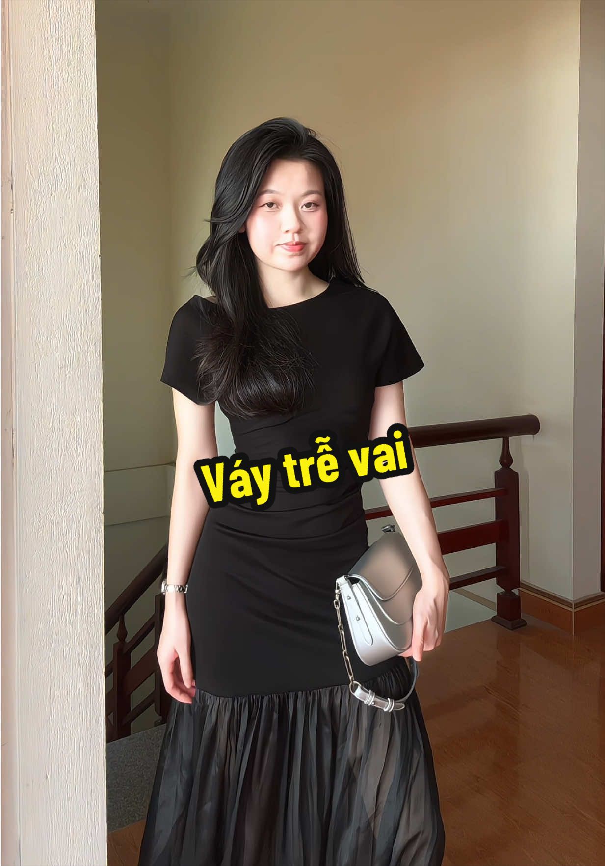 @Hằng t&uacute;n 👻