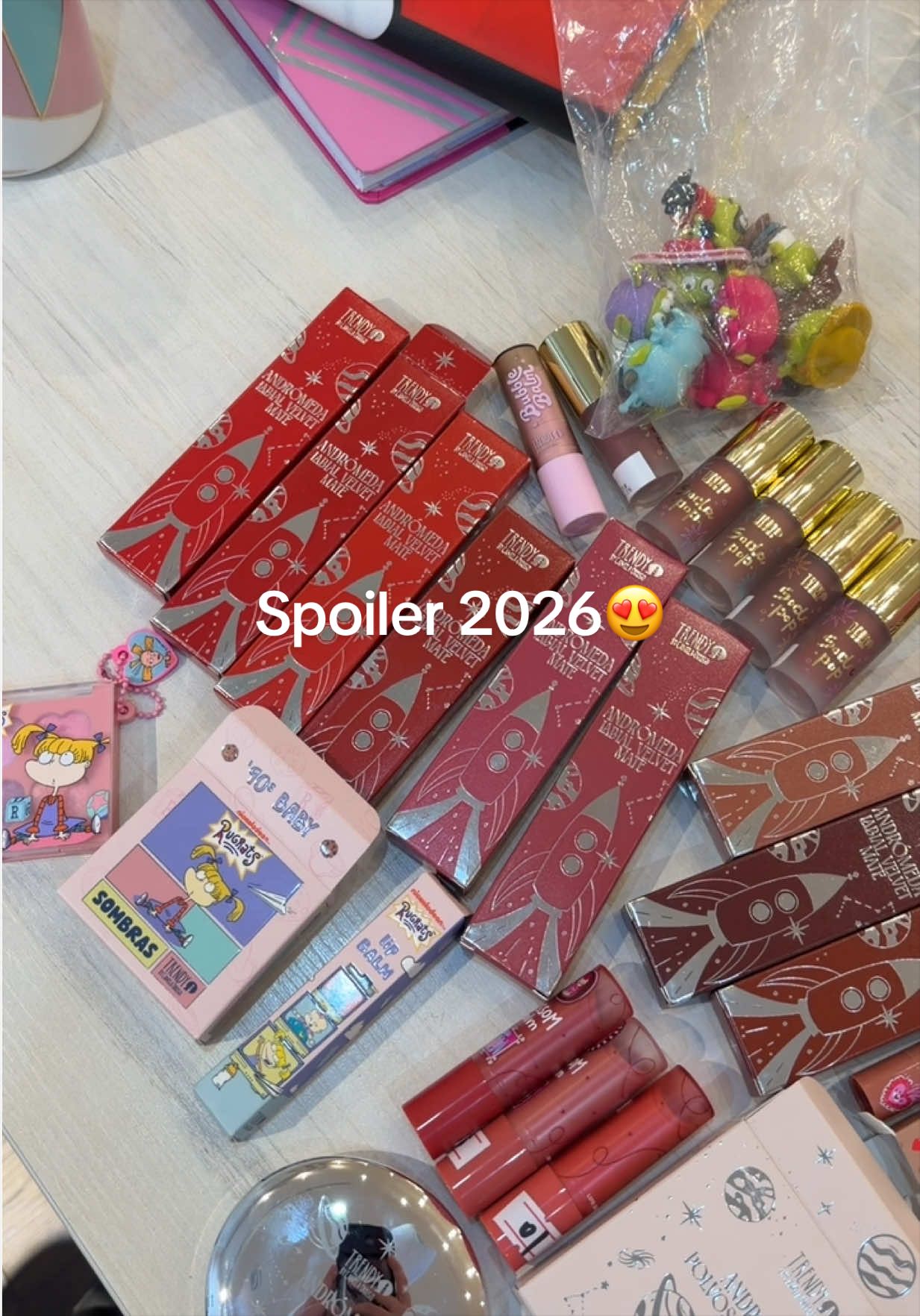 @Trendy Maquillaje