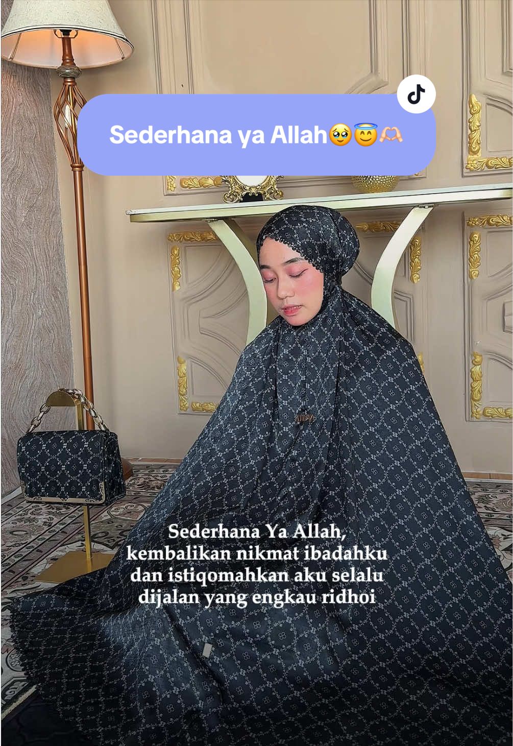@Alluna