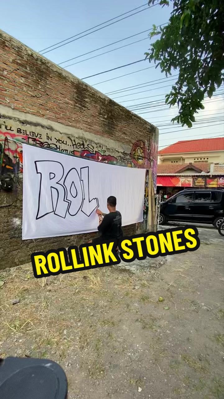 @CRASHHOOLS