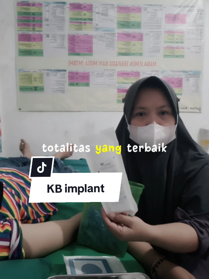 @Iis Rosita.,S.Tr.Keb.,Bdn.,CHt