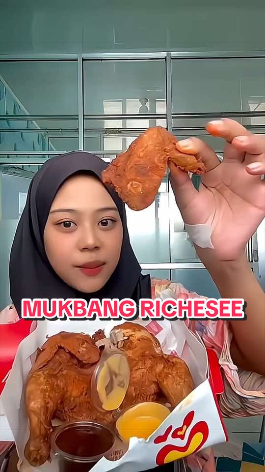 @Putri 🕊 | Suka Makan