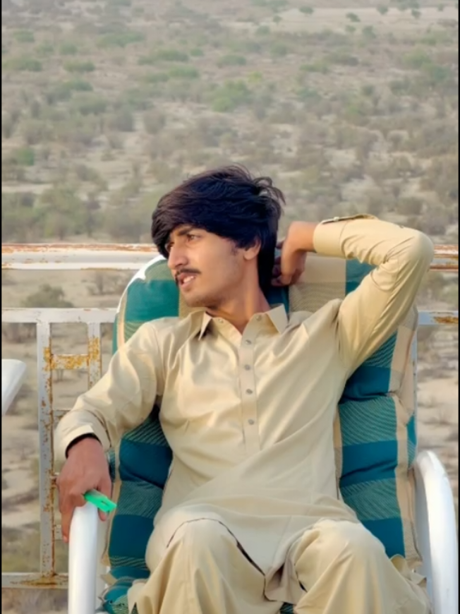 @HUSSAIN 🥀🤍🥀
