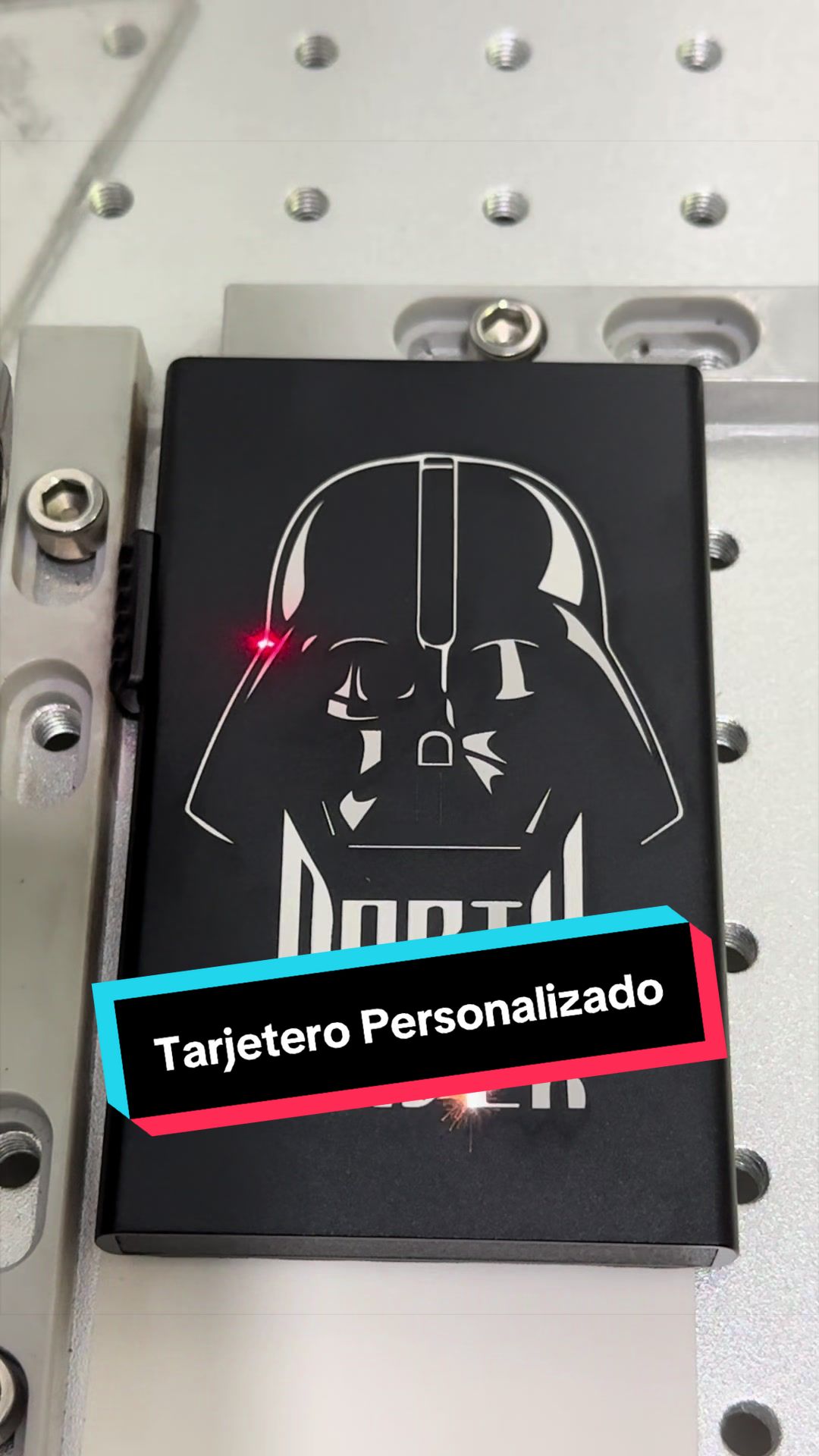 @Liralcás