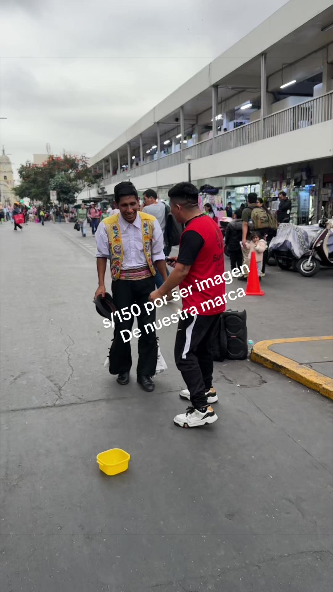 @Sucomix