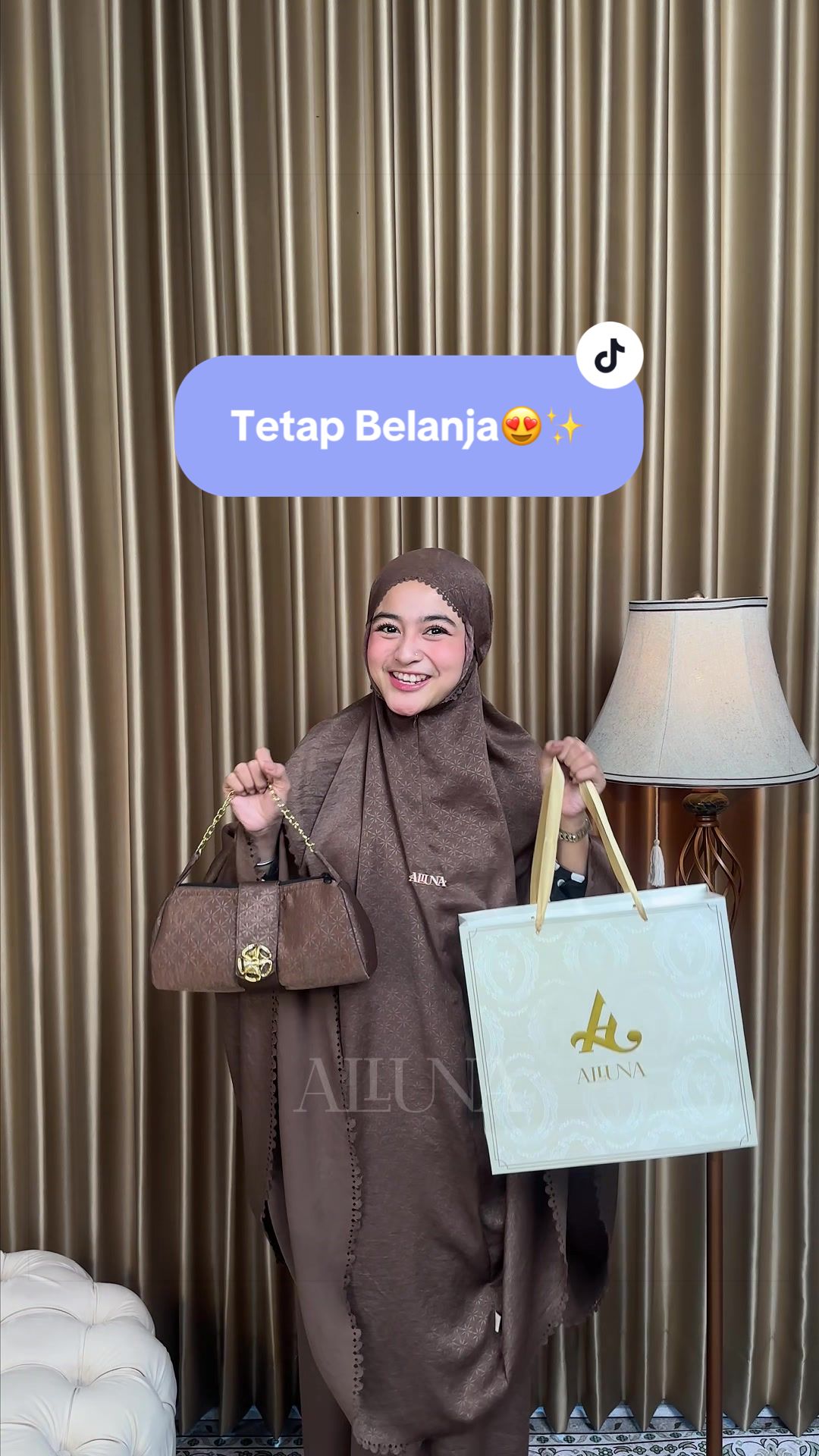 @Alluna