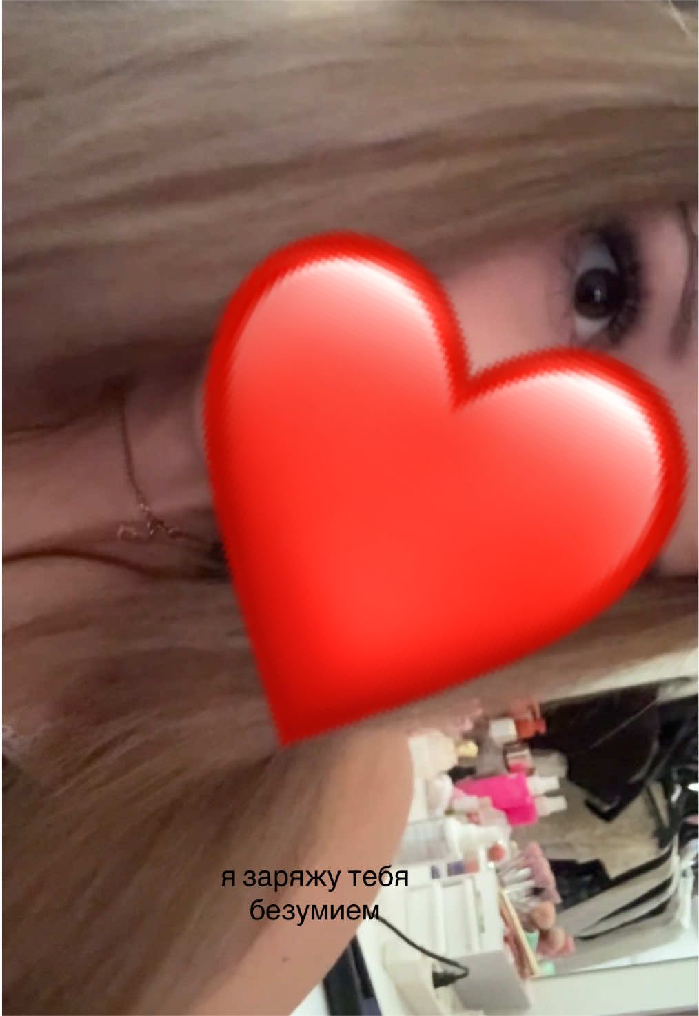 @vikkyqsqw
