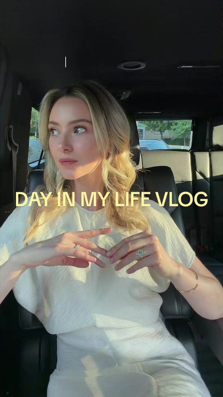 @ElizabethVictoriaClark