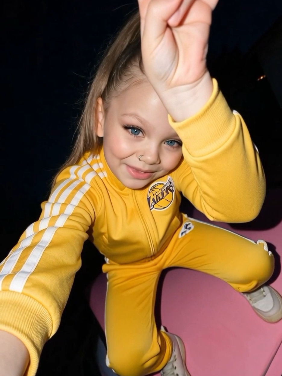 @АГАТА ИКСИ