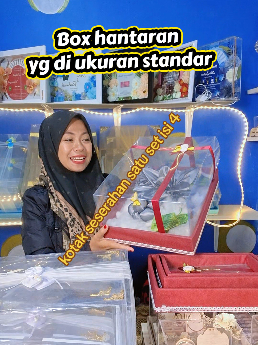 @Siti Fatimah|Gift Box