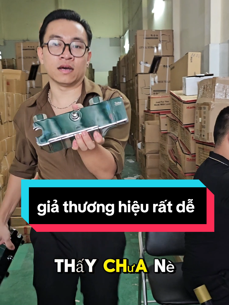 @THẰNG THỢ ĐỤNG