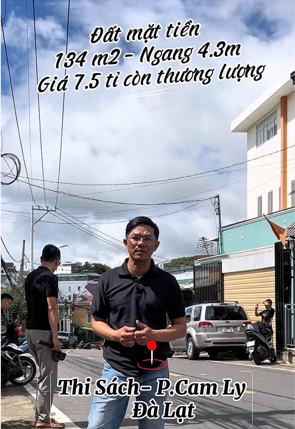 @SĂN ĐẤT PHỐ N&Uacute;I