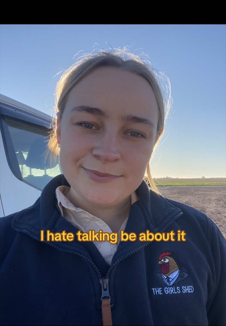 @phiasbees
