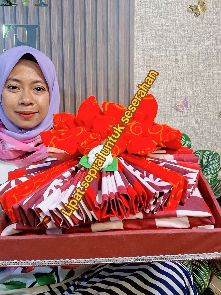 @Siti Fatimah|Gift Box