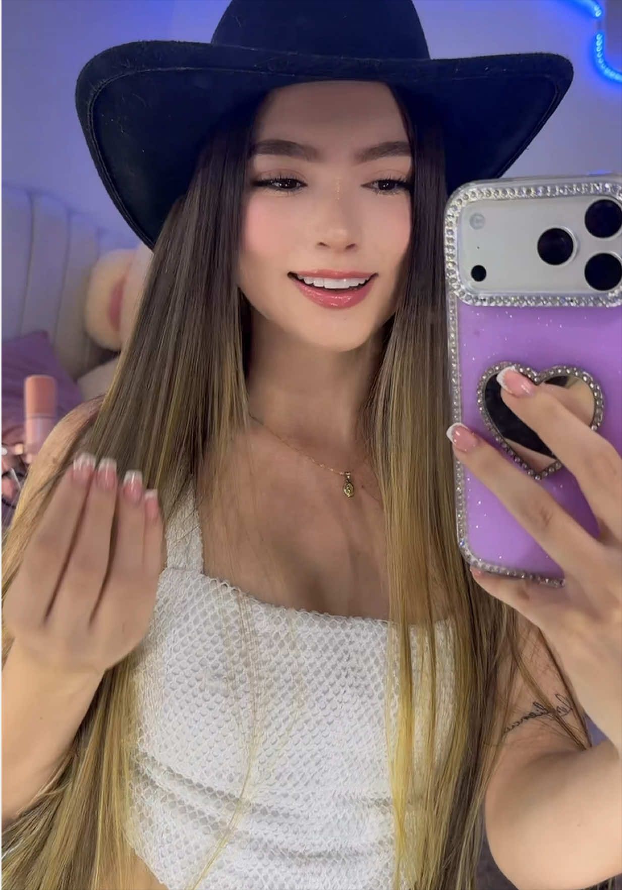 @๐๐๐๐ญ๐ข๐ฃ โก๏ธ๐โ๏ธ