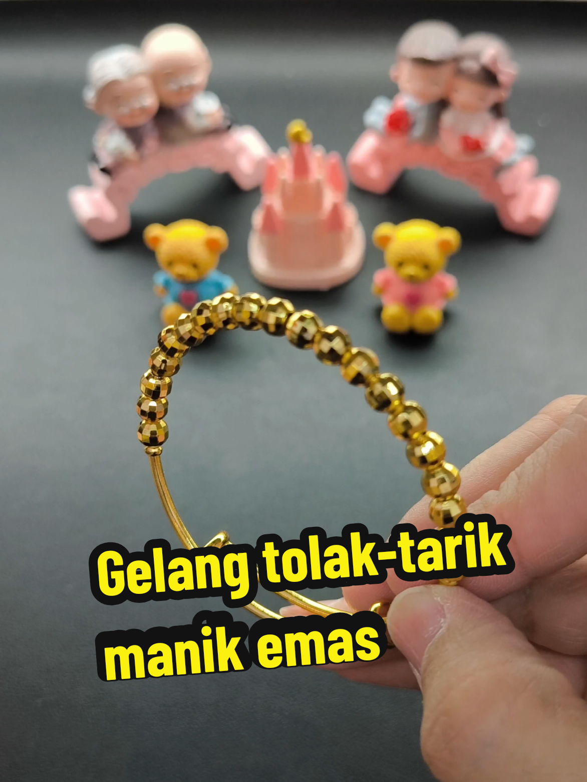 @FashionForUshop