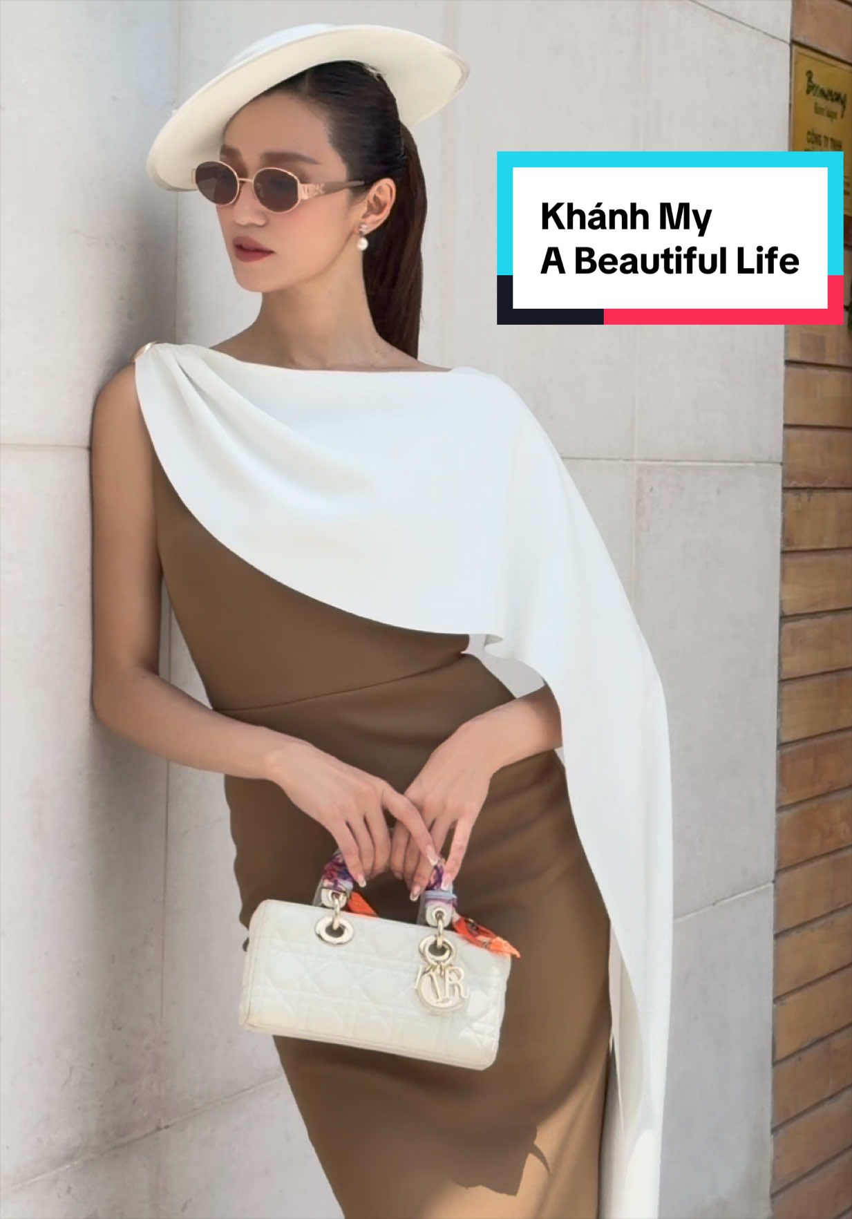 @Kh&aacute;nh My Official 👸