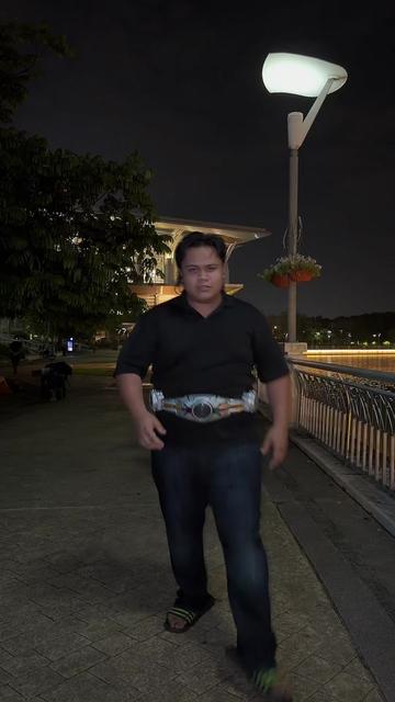 @๐ธ๐จ๐ ๐ค