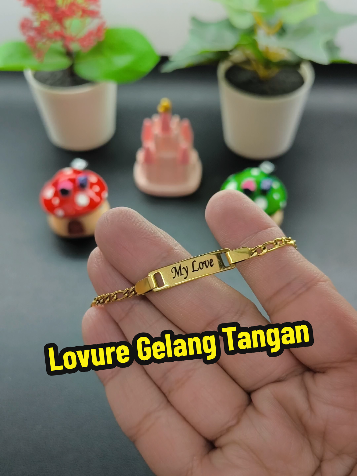 @FashionForUshop