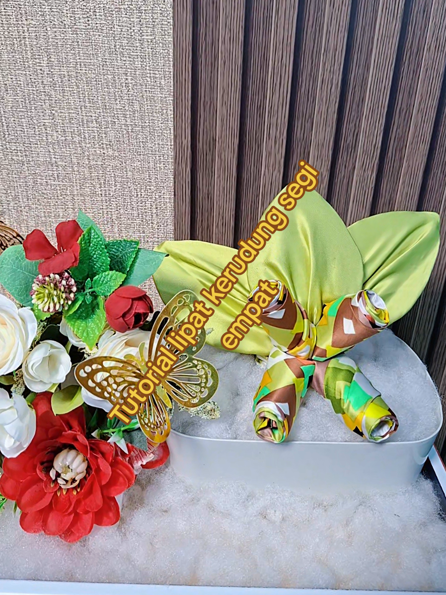 @Siti Fatimah|Gift Box