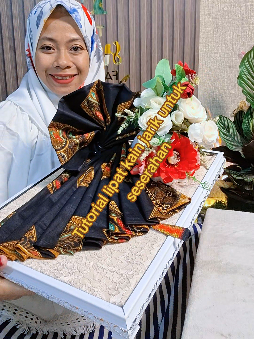 @Siti Fatimah|Gift Box